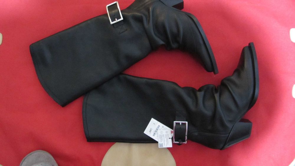 Круті Сапожки шкіряні козаки  Zara Розмір 38