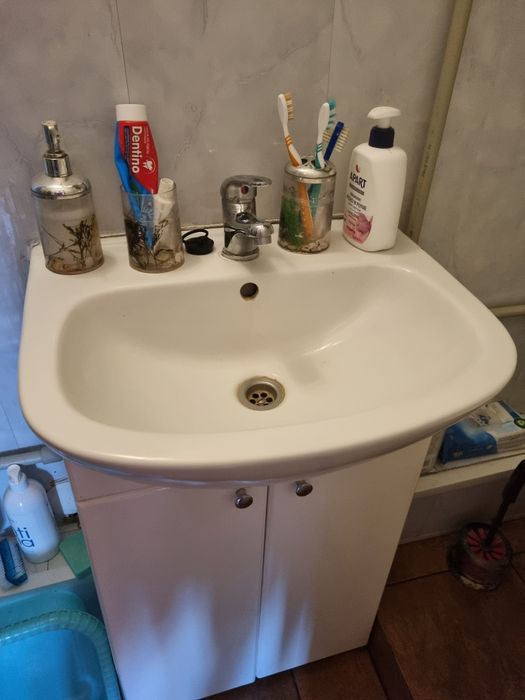 Kompakt , brodzik , szafka wc