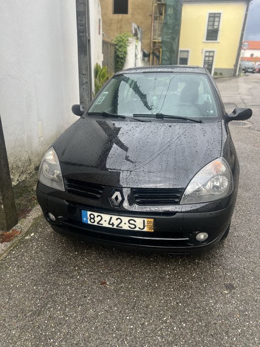 Renault Clio poucos Kms