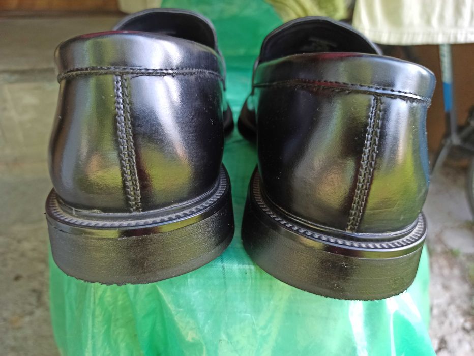 Туфли муж. ZARA цвет чёрный б/у