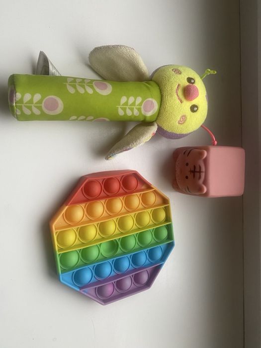 Подарую іграшки безкоштовно