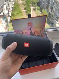 Колонка  Jbl charge 3