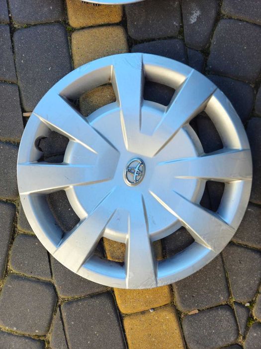 kołpaki 17 Toyota oryginalne miekkie nieuszkodzone bardzo ladny wzor