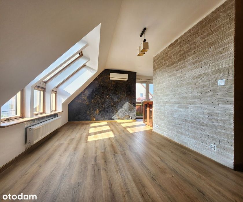 Dwupoziomowe mieszkanie z balkonem- Os. Bukowo