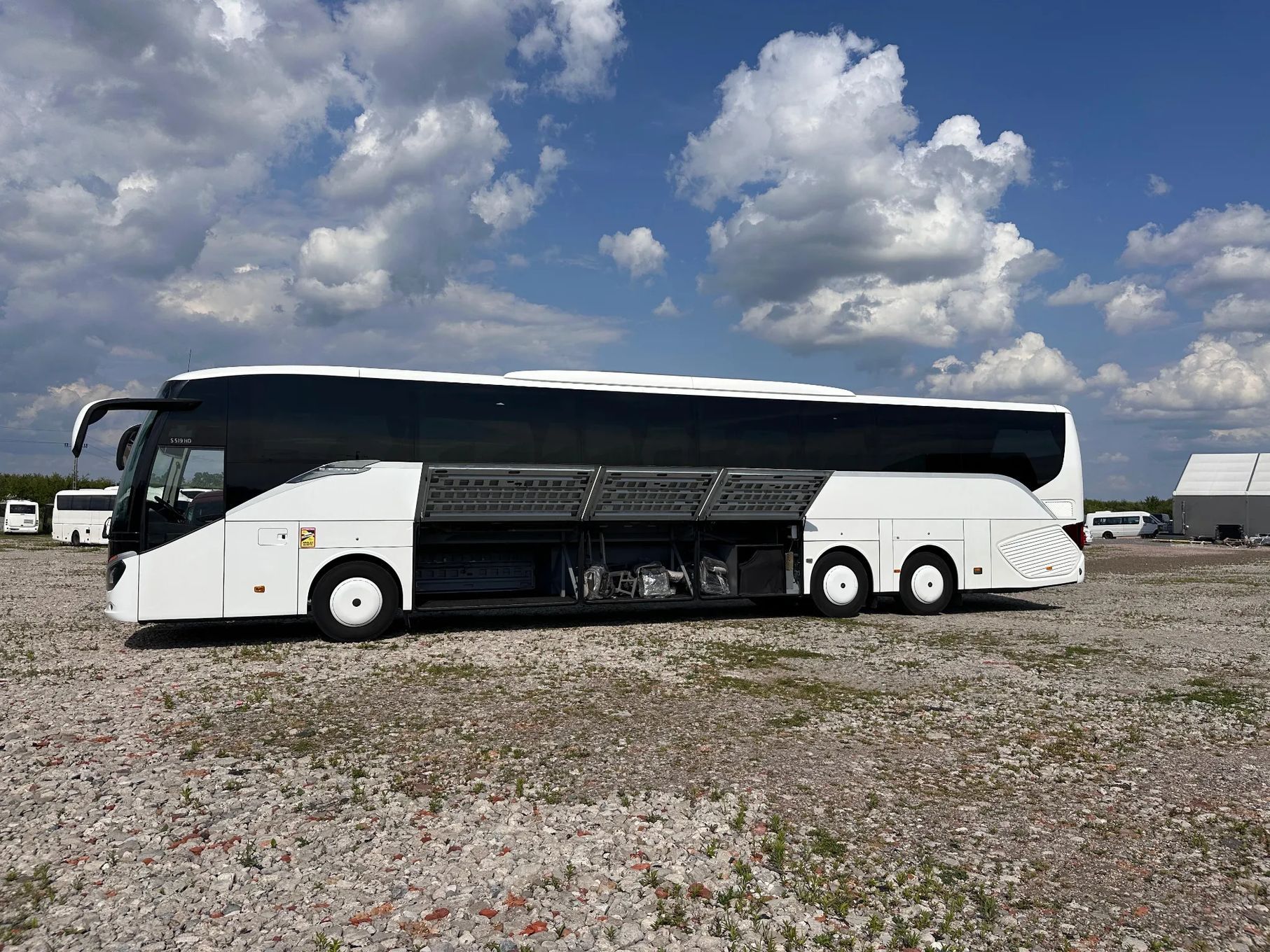 Setra S 519 HD  Raty 0%, ilość miejsc 71