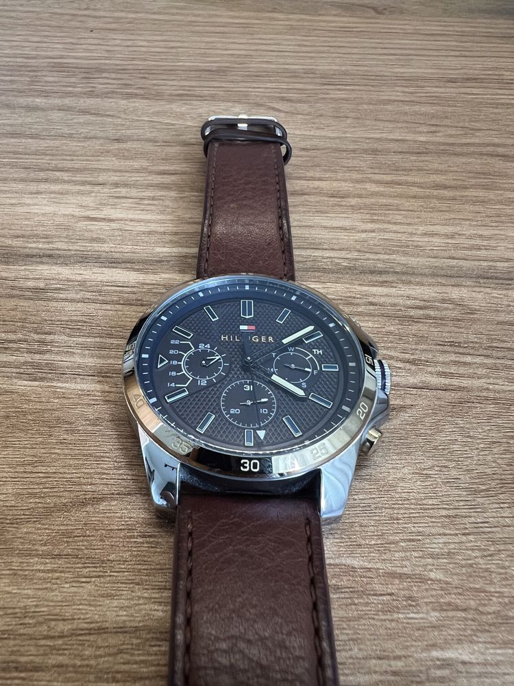 Zegarek Tommy Hilfiger Decker Casual - męski