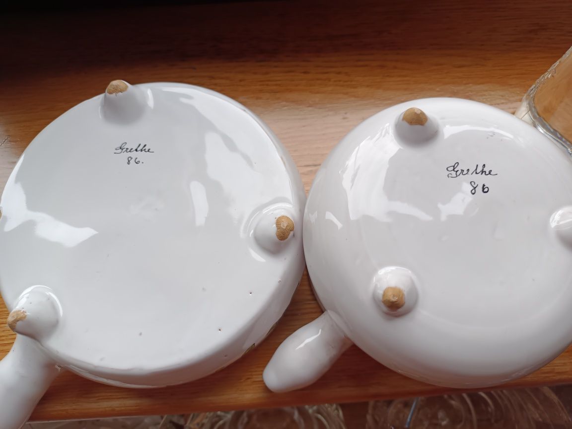 Garnuszki porcelanowe ręcznie malowane do pieczenia antyki Grelhe 86