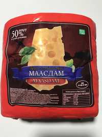 Сыр Сырный продукт Маасдам  50%(квадрат)