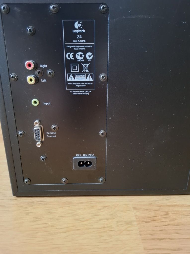 Zestaw głośników 2.1 Logitech Z4, idealny stan!!!