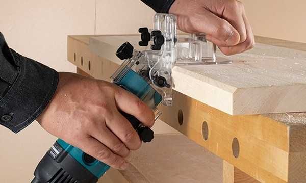 Tupia Makita 6MM 530W 3712