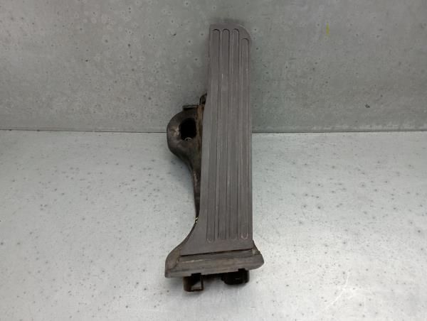 Pedal do acelerador VOLKSWAGEN Golf V (1K1)