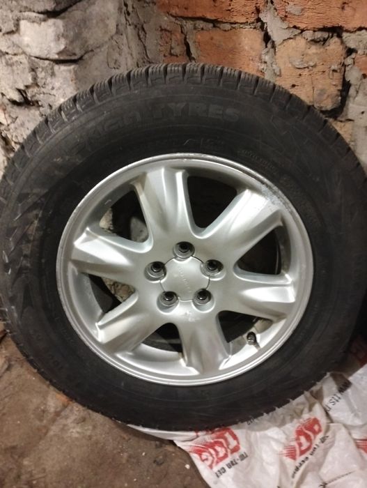 Диски r15 5/100 легкосплавні + зимова гума 205/70 r15