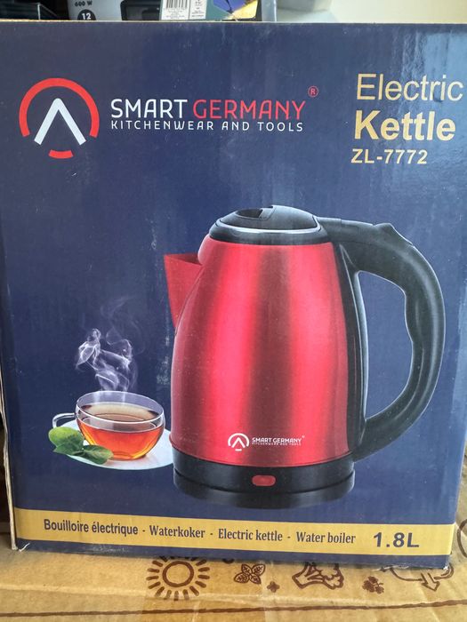 Czajnik elektryczny Smart Germany 1.8 l czerwony 1500W