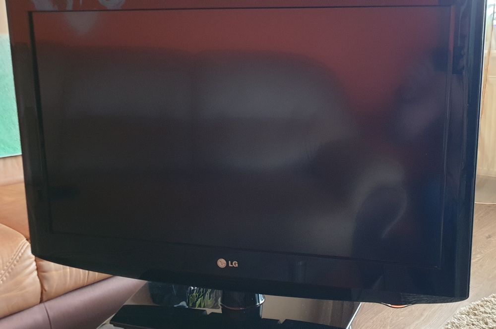 Продам телевізор lg 32' на розборку