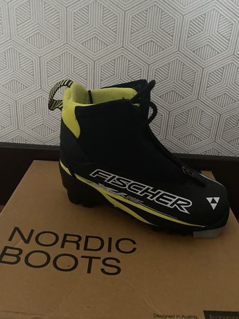 Лыжные ботинки Fischer в отличном состоянии