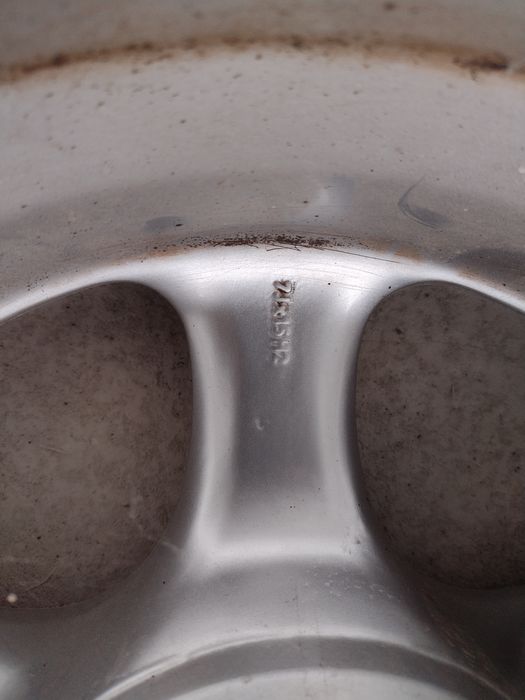 Felgi aluminiowe Peugeot 4x108 15