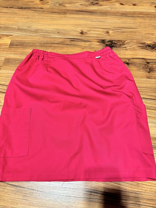 Spódnica medyczna,fuksja