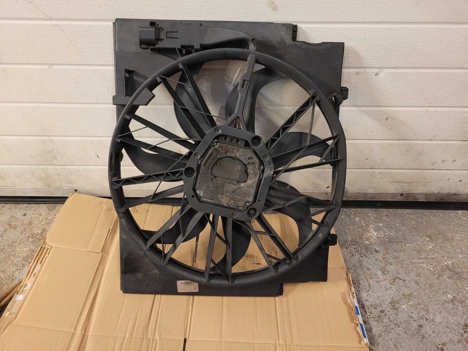 Wentylator chłodnicy BMW E60 E61 530d 535d