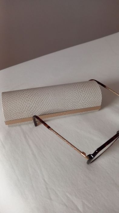 armações de óculos graduados