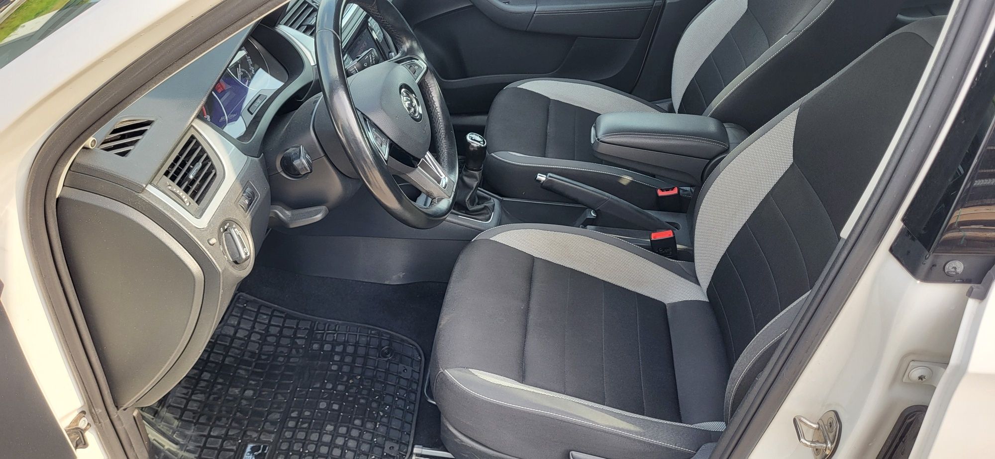 Skoda Rapid 1.0 Tsi Pl salon Klima