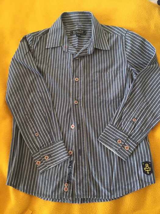 2 Camisas Massimo Dutti 2 e 5 anos. Ideal para irmãos!