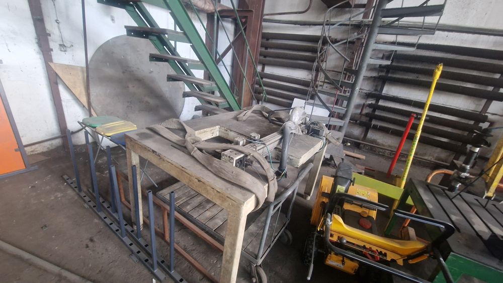 Wykrawarka do otworów Mubea 100T, podajnik automatyczny, 5 stacji