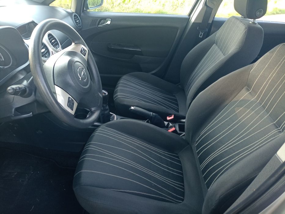 Sprzedam Opel Corsa D,1.2benz, klimatyzacja 101tys km polecam