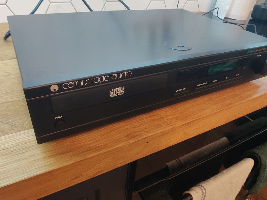 Cambridge Audio D500SE CD Player – czarny, działa, z zapasowym laserem