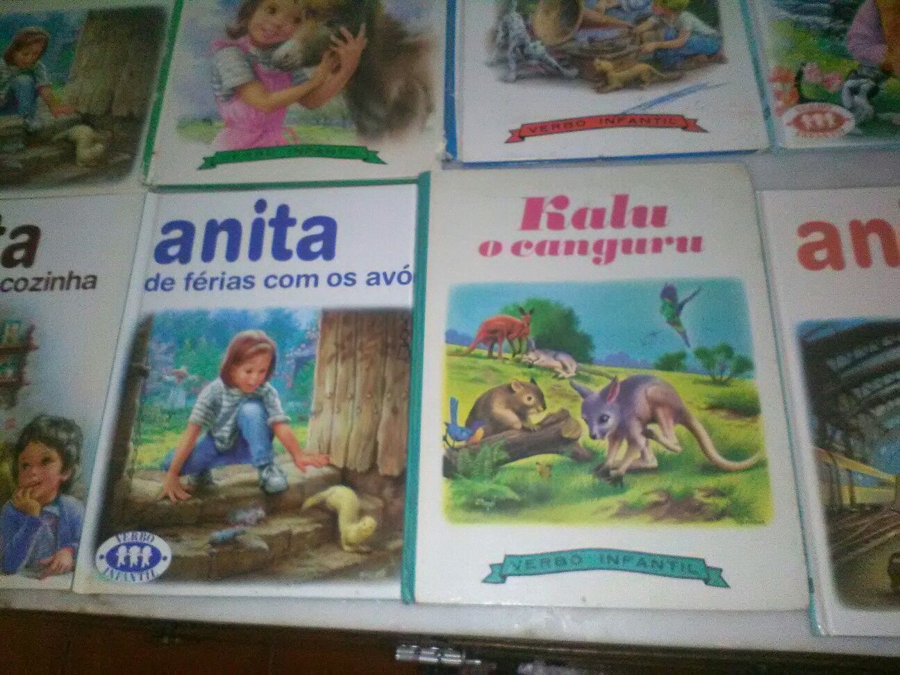 Conjunto de 9 Livros Infantis Antigos Anita