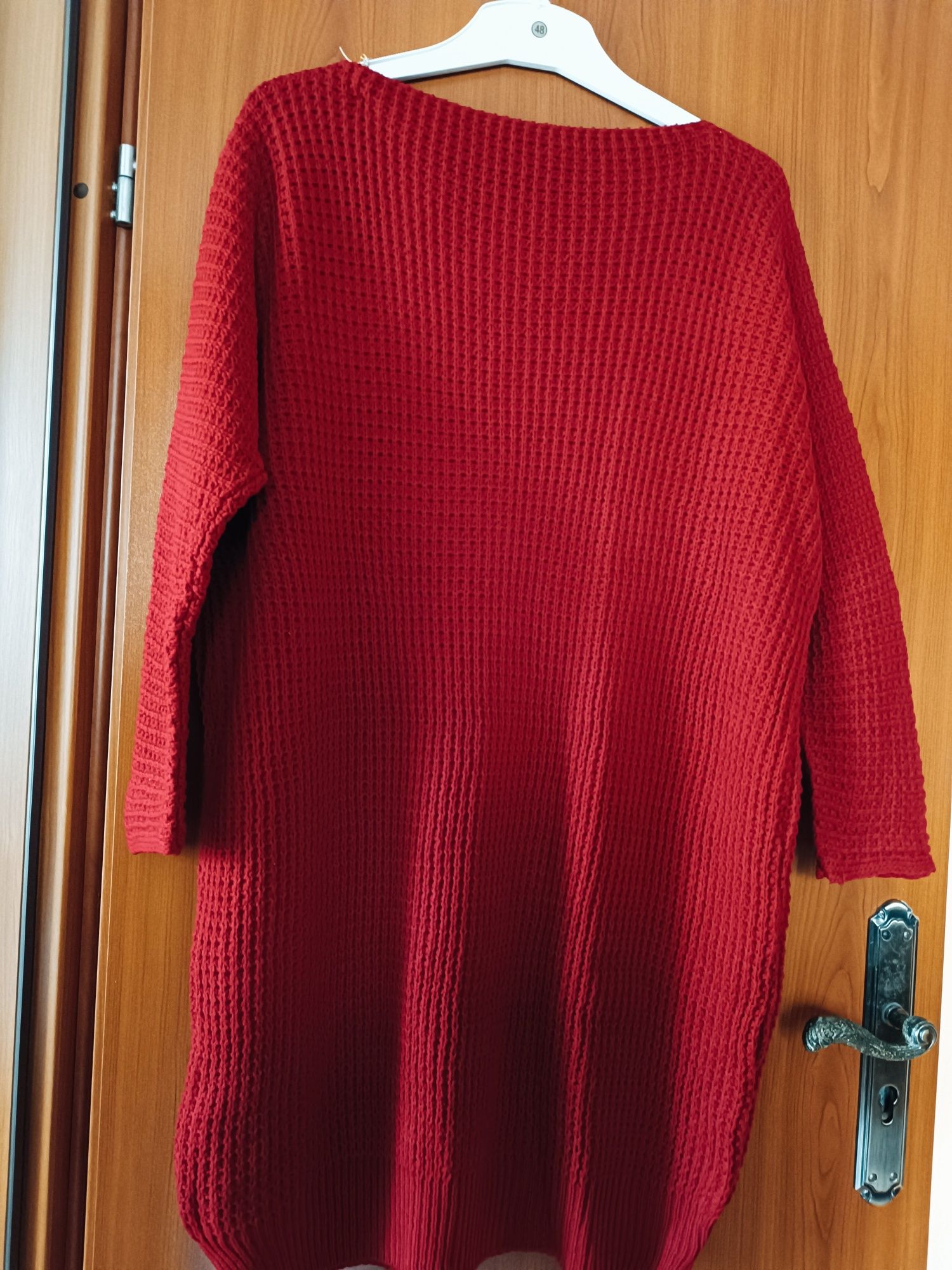 Sweter długi czerwony sukienka dzianina
