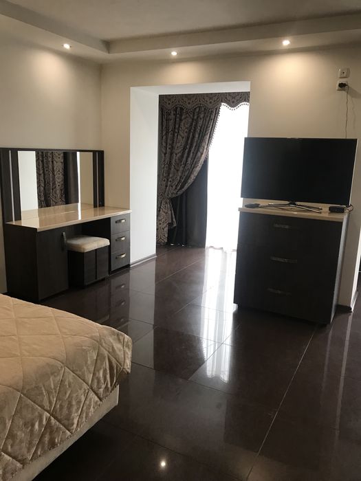 Подобова оренда квартири . Почасово, посуточно VIP . Центр, 95 квартал