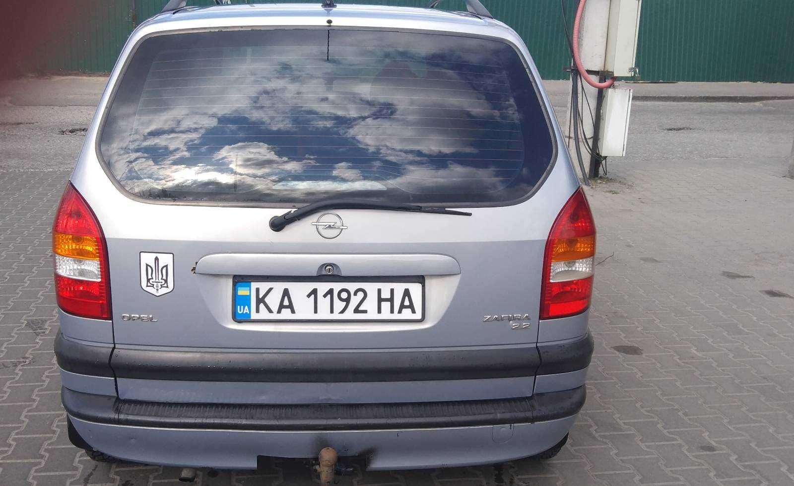 Opel Zafira 2001 AT