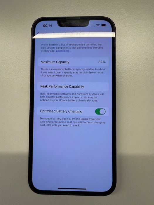 Apple iPhone 13 128GB + Caixa + 2 capas + headphones