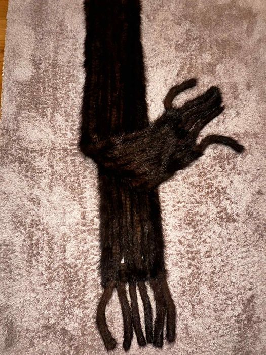 Szal z norki dł. 181.cm