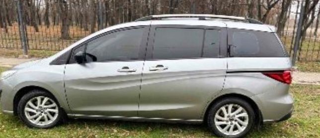 Продам мазду 5 2014 року