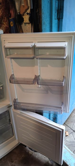 Продаю холодильник в отличном состоянии.