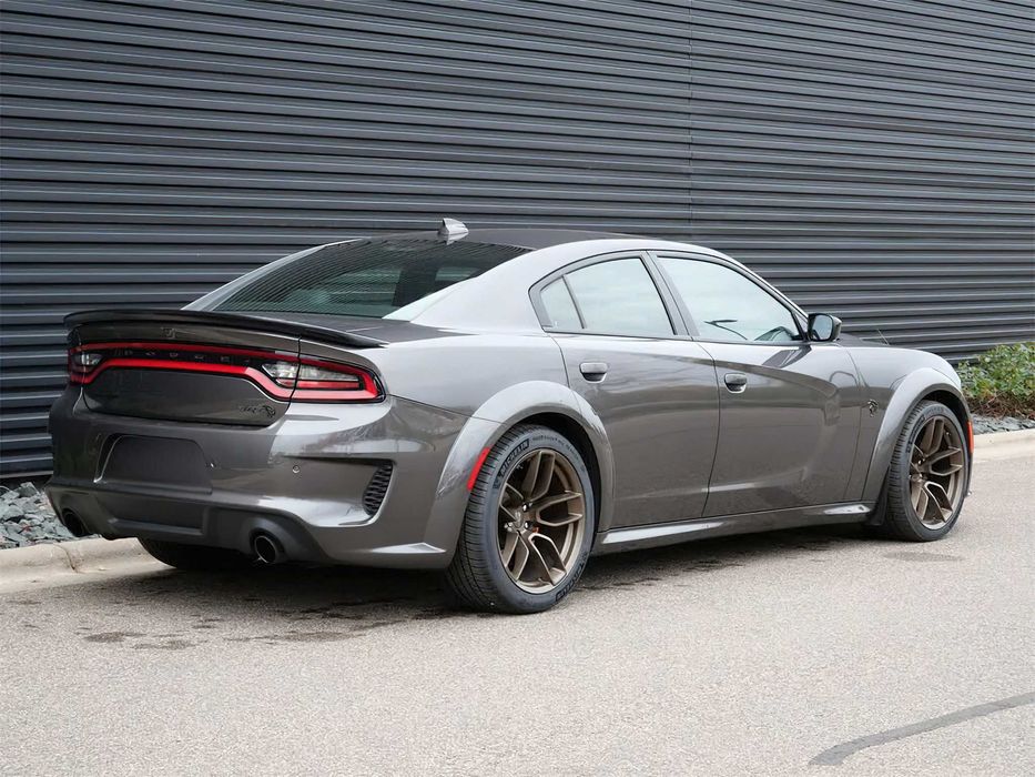 Dodge Charger SRT HELLCAT      2023