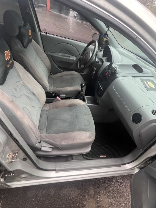 Шевроле Авео в гарному стані