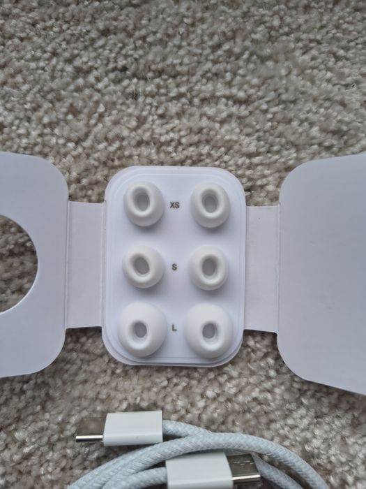 Słuchawki Airpods 2 pro douszne białe bezprzewodowe stan idealny