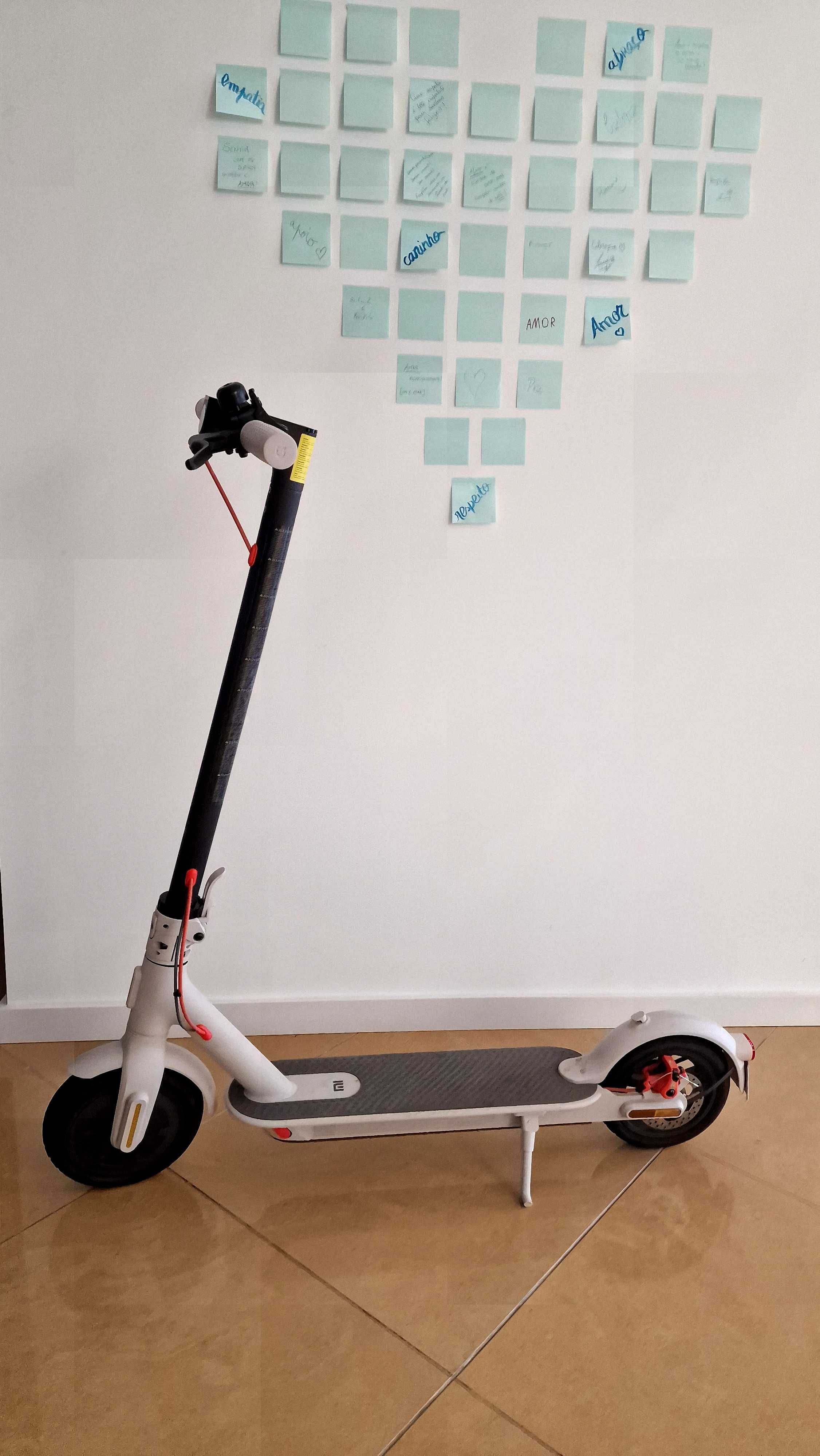 Mi Eletric Scooter 3