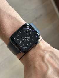 Apple Watch 8 GPS + Cellular 45mm