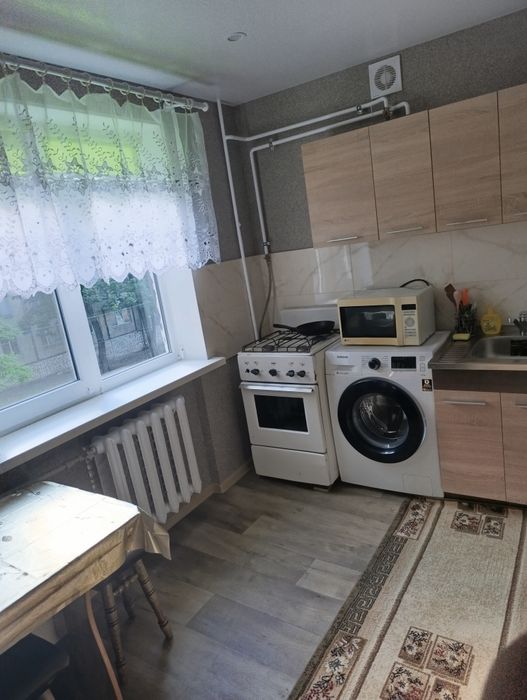 Сдам квартиру посуточно почасово Каменское