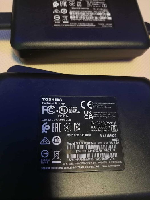 Discos rígidos Toshiba externos 1TB e 2TB