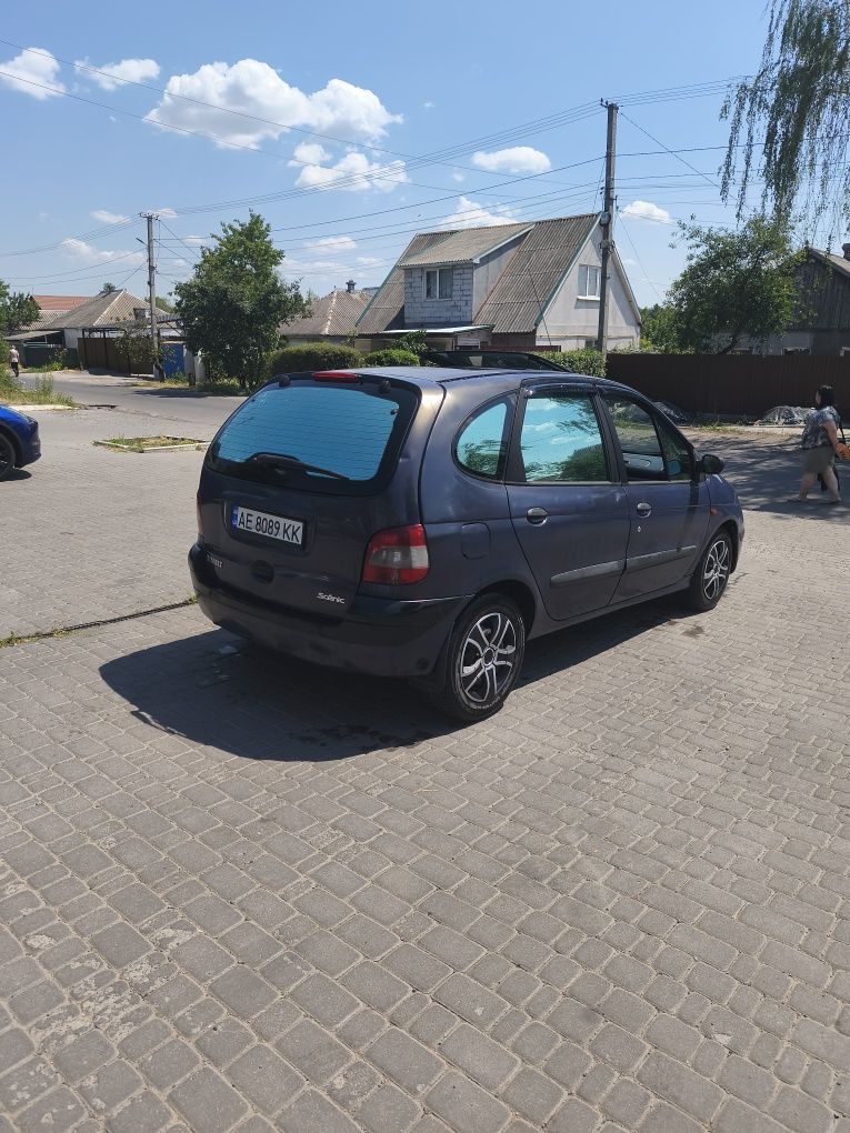 Продам Рено Сценик