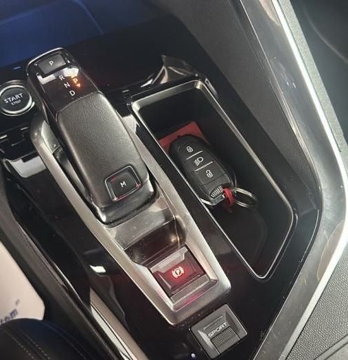 Peugeot 3008 Completo com teto de abrir