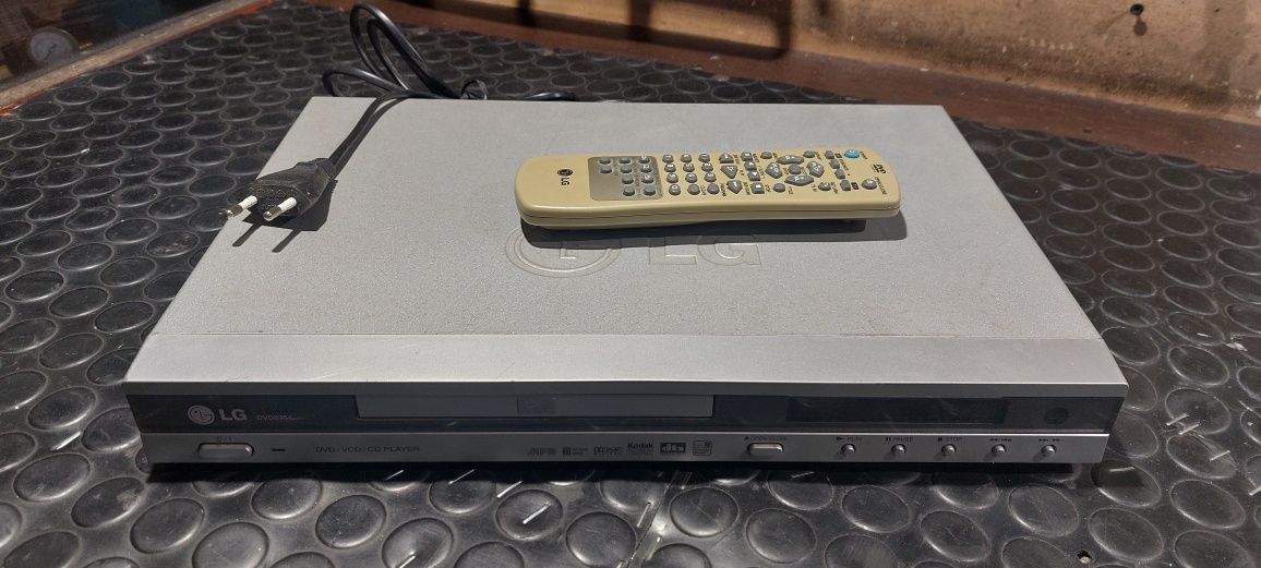 Telewizor LG 42" uszkodzony sprzedam plus DVD