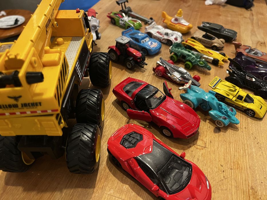 Auta hot wheels Kapitan Ameryka