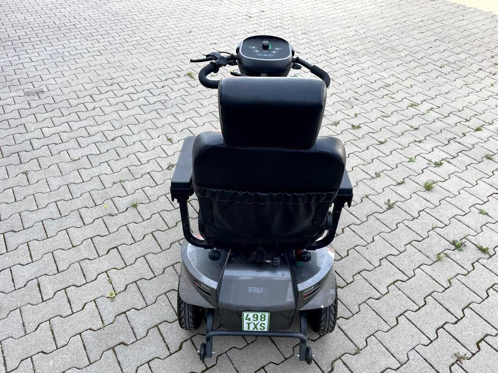 wózek inwalidzki elektryczny Skuter Sterling S700 OPONY XL do 15km/ h
