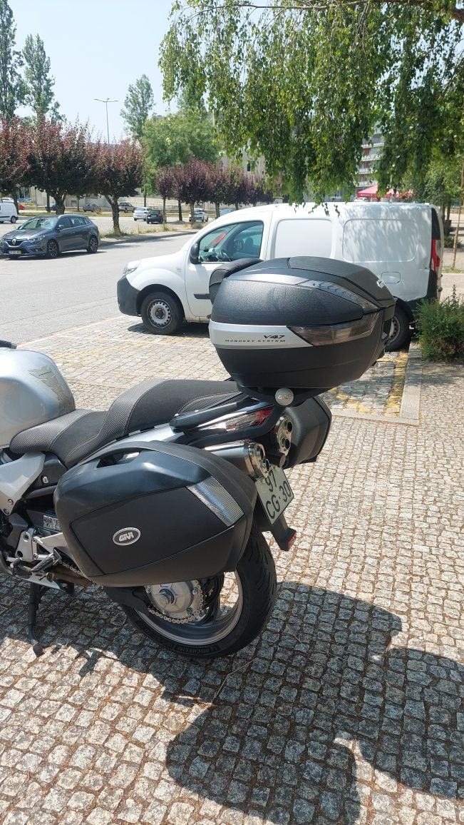 Honda VFR 800 VTEC 2006