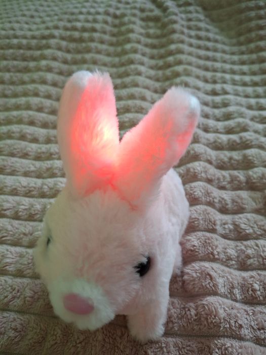 Іграшка інтерактивна Кролик нова